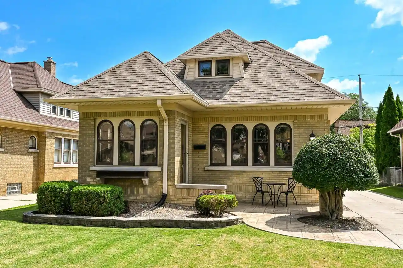 Photo 1 of Single family home for sale at 2454 Lefeber Avenue Avenue, Milwaukee, WI 53213 | MLS# 1974782 | Listing updated on 2026-08-27