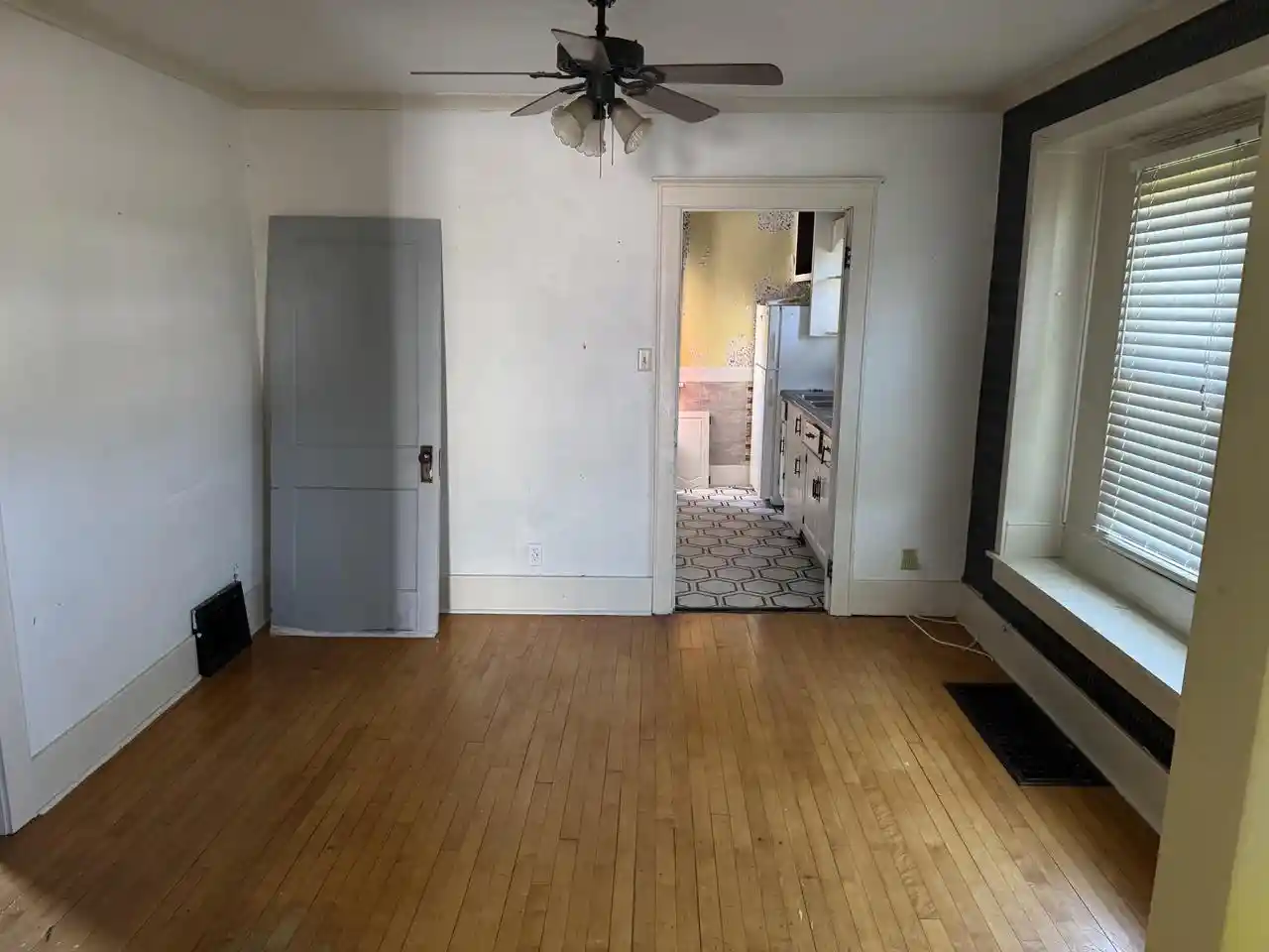4th image of 517 S Baird Street Street, Green Bay, WI 54301 | MLS# 1974780