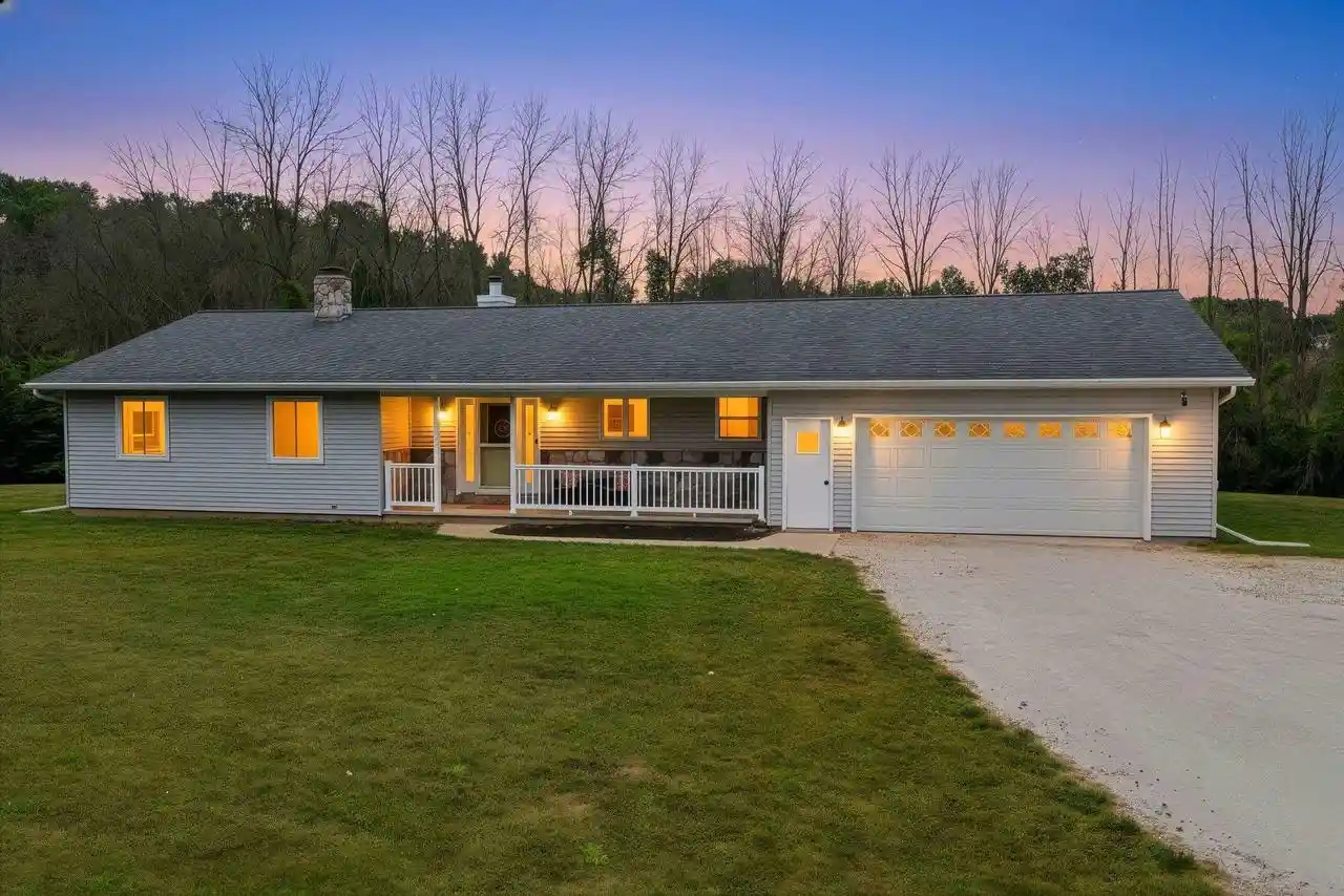 1st image of 1880 N Cth S, Reedsville, WI 54230 | MLS# 50330417