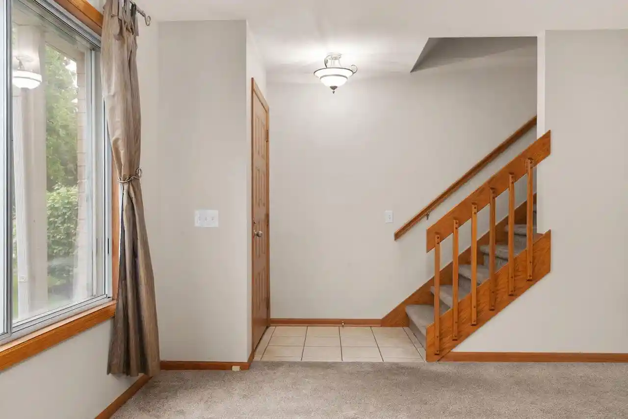 2nd image of 6933 Chester Dr Dr #E, Madison, WI 53719 | MLS# 2029719