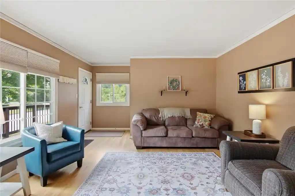 Photo 3 of Single family home for sale at 911 16th Street Street, Menomonie, WI 54751 | MLS# 1603637 | Listing updated on 2026-08-24