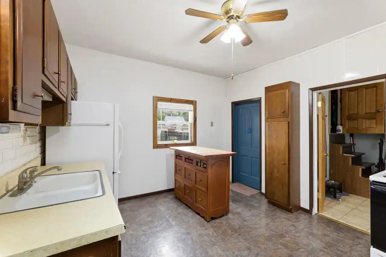 Photo 3 of Sale Pending at 1307 Kane Street Street, La Crosse, WI 54603 | MLS# 1974795 | Listing updated on 2026-08-18
