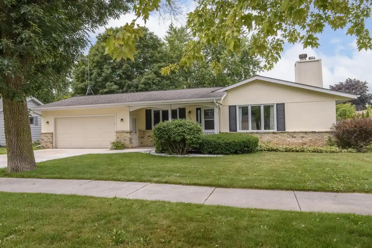1st image of 1527 N Holden Street Street, Port Washington, WI 53074 | MLS# 1974796