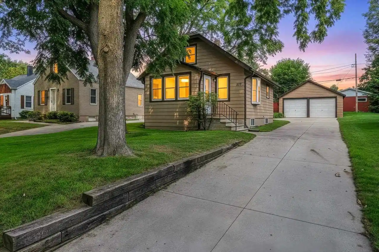 1st image of 317 Lau Street Street, Green Bay, WI 54302 | MLS# 50330425
