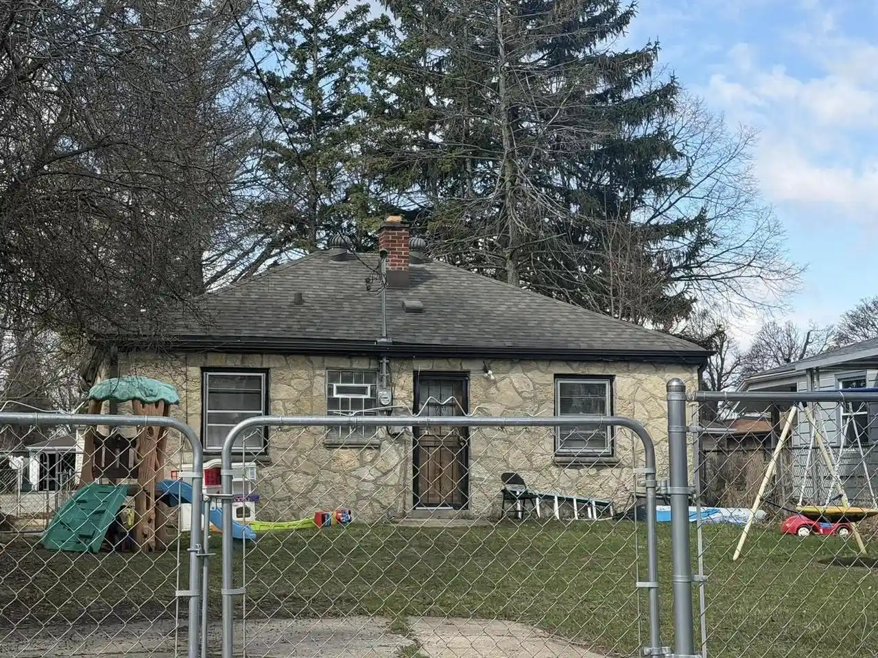 4th image of 5858 N 80th Street Street, Milwaukee, WI 53218 | MLS# 1974816