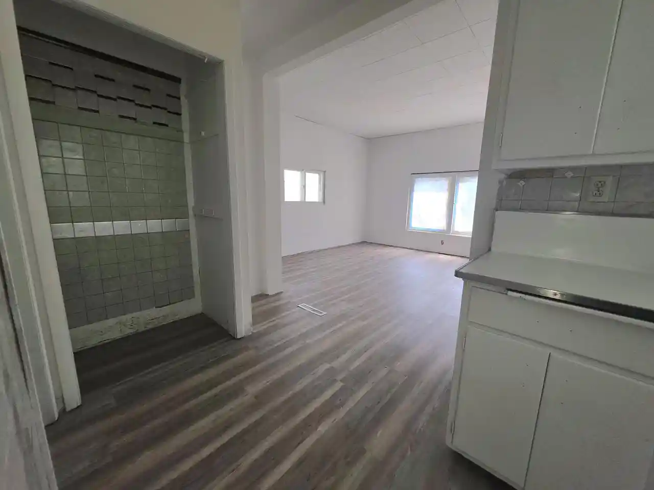 Photo 4 of Single family home for sale at 3326 S Lenox Street Street, Milwaukee, WI 53207 | MLS# 1974827 | Listing updated on 2026-10-06