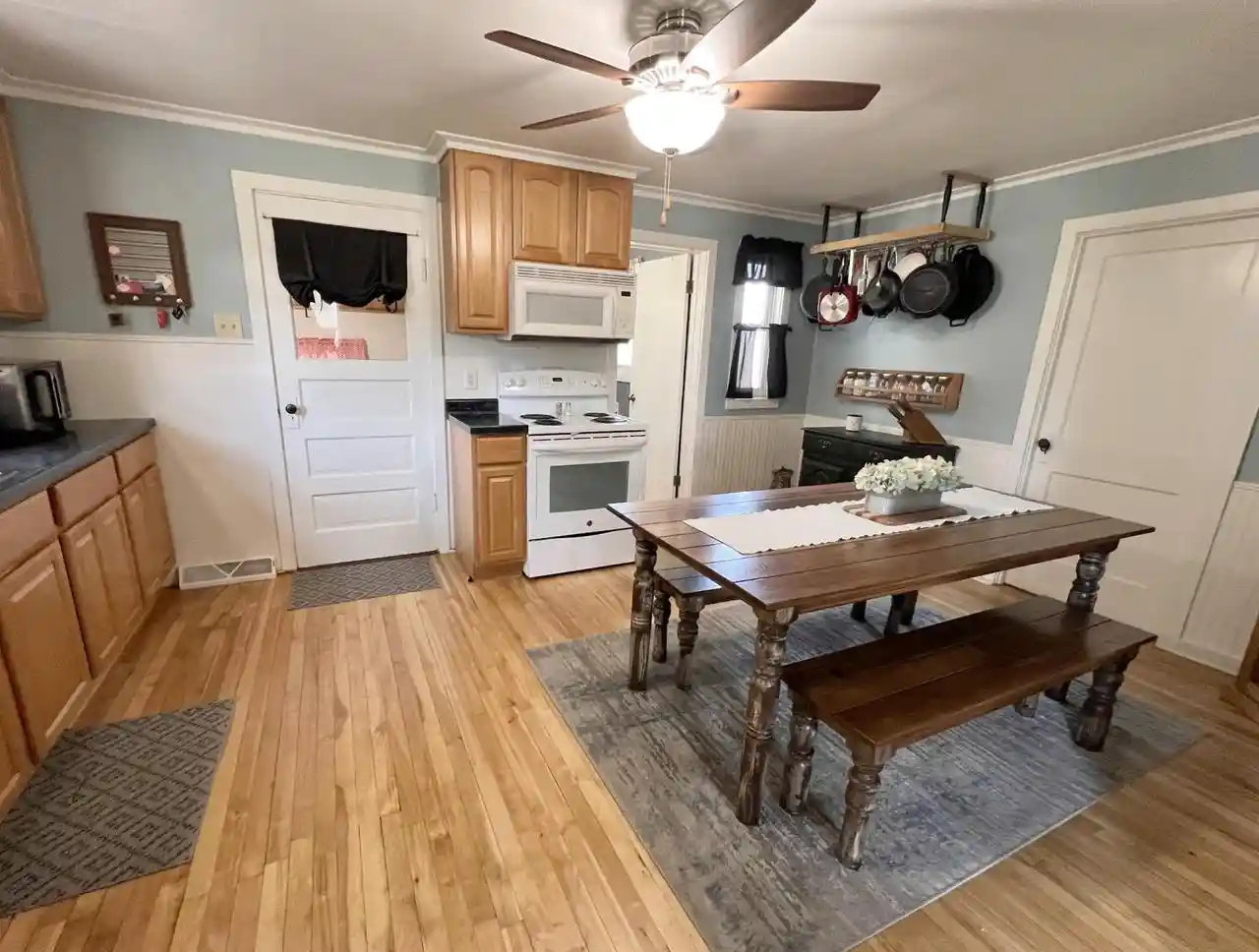 2nd image of 2317 Mt Vernon Street Street, Oshkosh, WI 54901 | MLS# 50330424