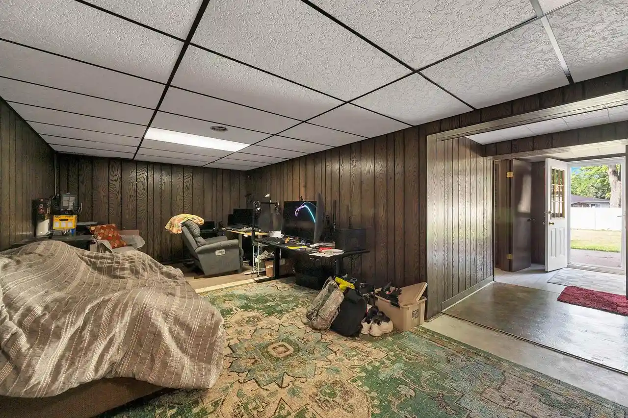 Photo 3 of Sale Pending at 2343 Deer Trail Trail, Green Bay, WI 54302 | MLS# 50330427 | Listing updated on 2026-09-17