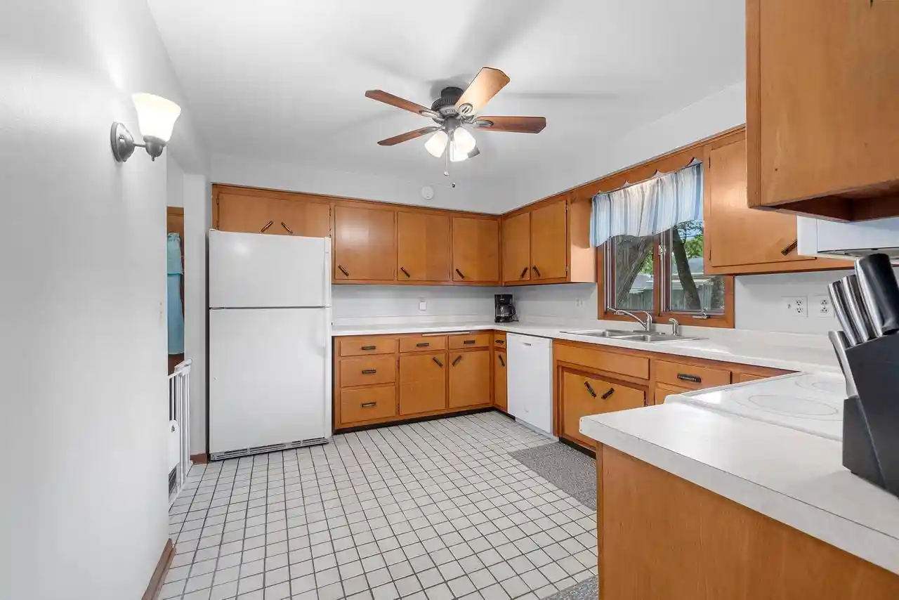 48th image of 742 Westwood Dr Dr, De Pere, WI 54115 | MLS# 50330436