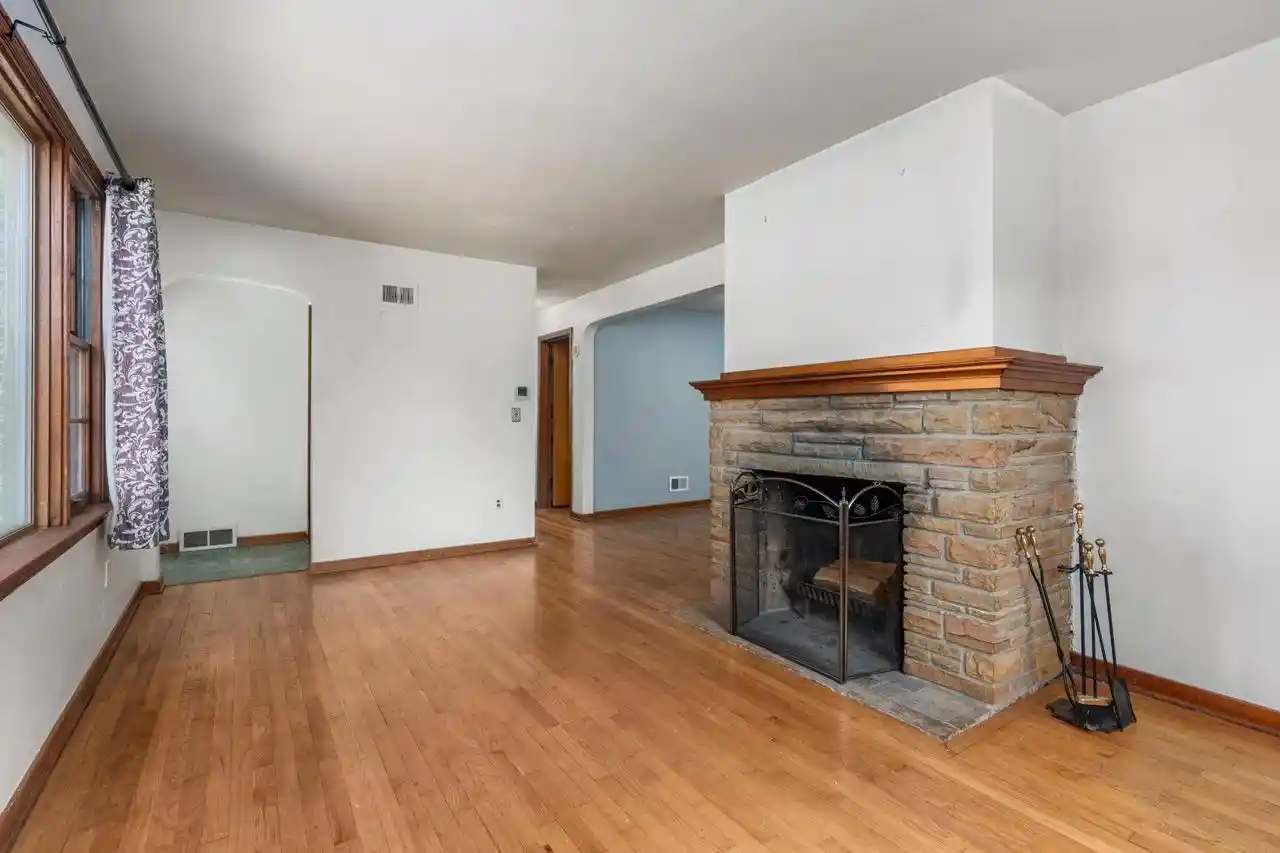 2nd image of 813 Powers Avenue Avenue, Madison, WI 53714 | MLS# 2029732