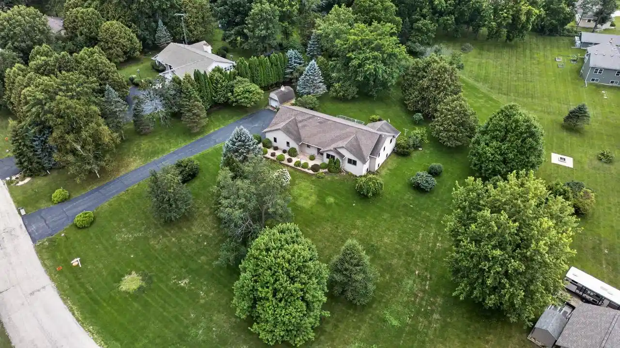 Photo 1 of Single family home for sale at 5701 N Ridge View Dr Dr, Janesville, WI 53548 | MLS# 2029734 | Listing updated on 2026-09-21