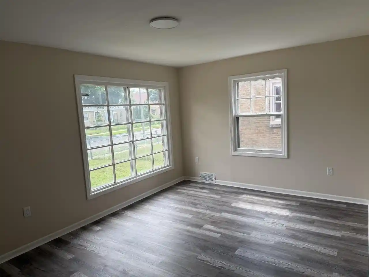 Photo 4 of Single family home for sale at 4557 N 26Th Street Street, Milwaukee, WI 53209 | MLS# 1974835 | Listing updated on 2026-09-30