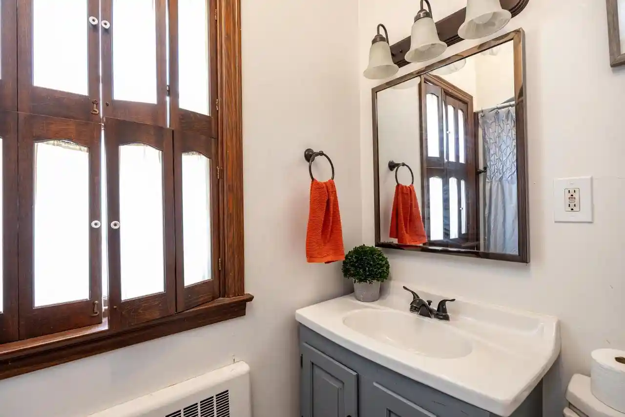 Photo 4 of Single family home for sale at 714 N Oneida Street Street, Appleton, WI 54911 | MLS# 50330368 | Listing updated on 2026-09-08