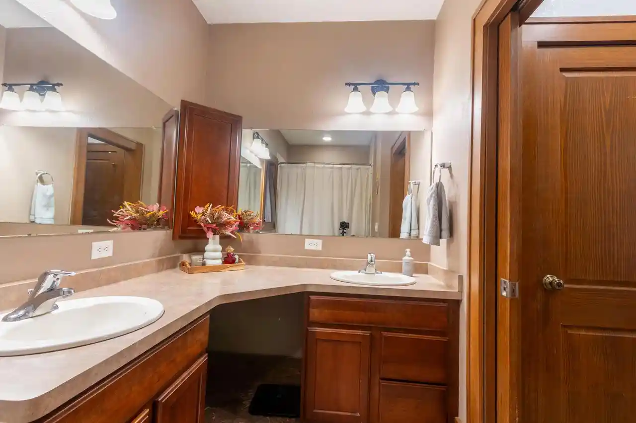 26th image of 359 Prospect Avenue Avenue, Hartland, WI 53029 | MLS# 1974846