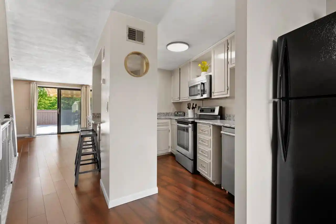 2nd image of 4545 W Pine Street Street #F, Appleton, WI 54914 | MLS# 50330435