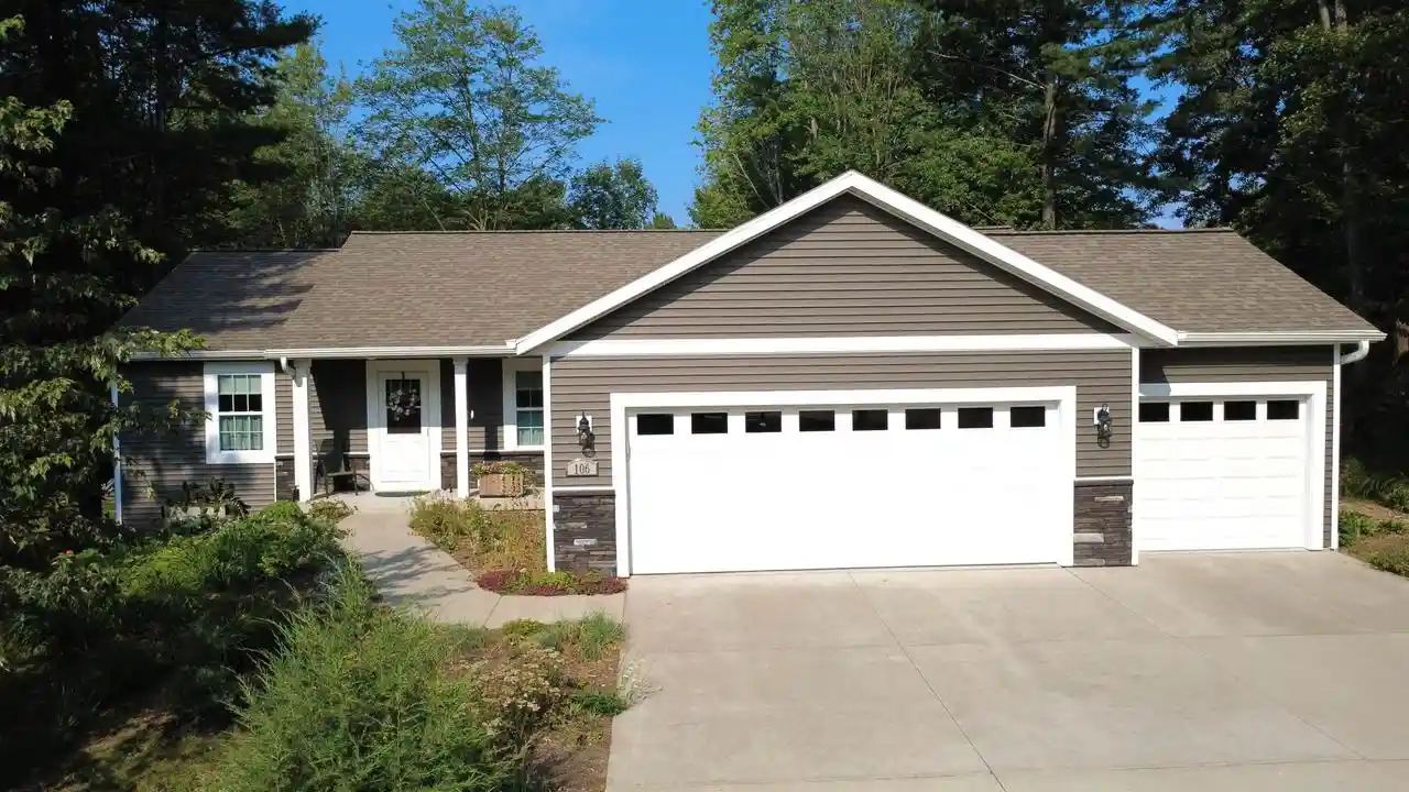 1st image of 106 S 36th Avenue Avenue, Wausau, WI 54401 | MLS# 22603768