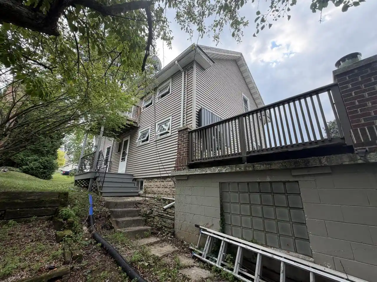 2nd image of N85w16295 Arthur Avenue Avenue, Menomonee Falls, WI 53051 | MLS# 1974855