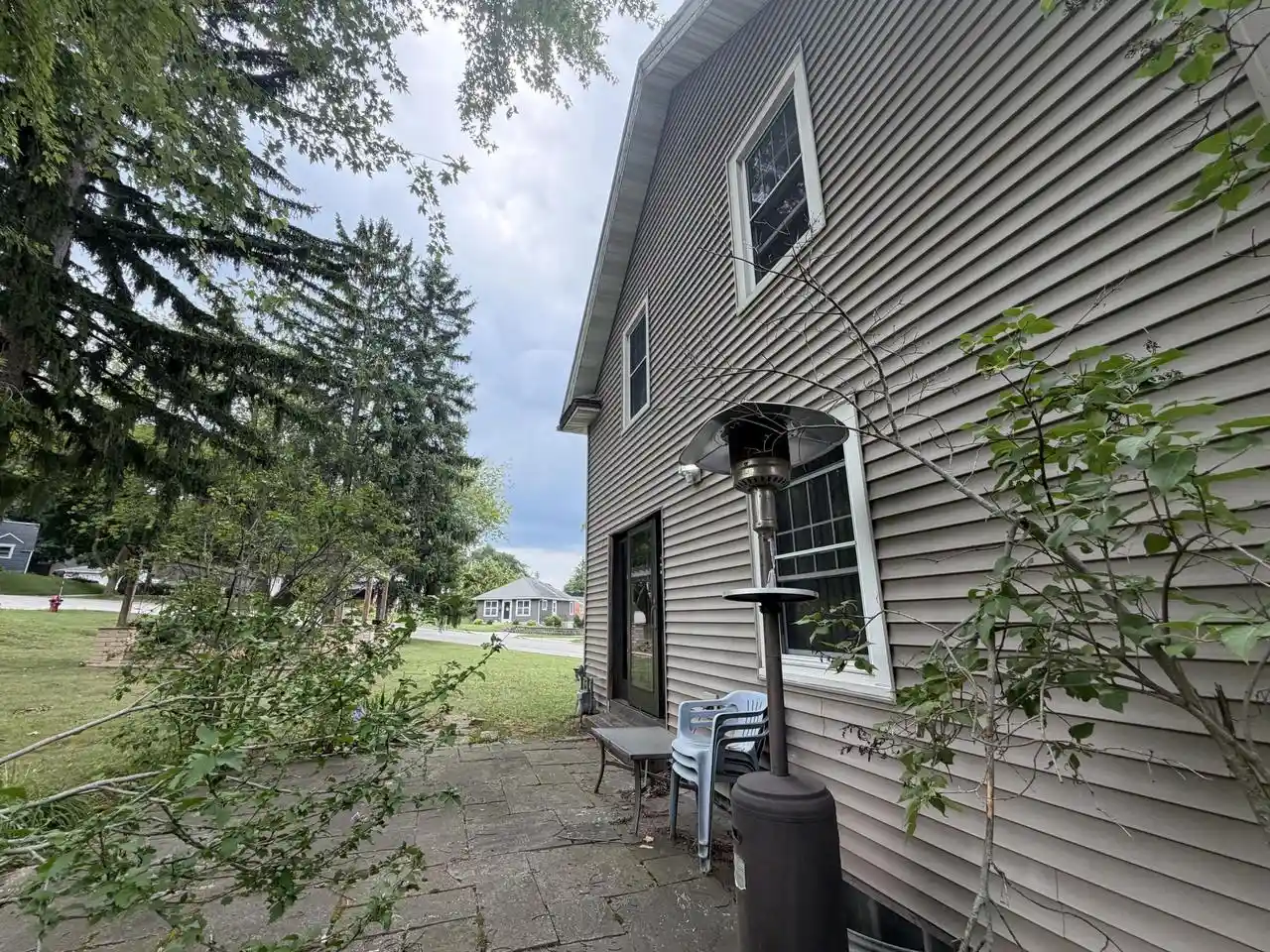 4th image of N85W16295 Arthur Avenue Avenue, Menomonee Falls, WI 53051 | MLS# 1974855