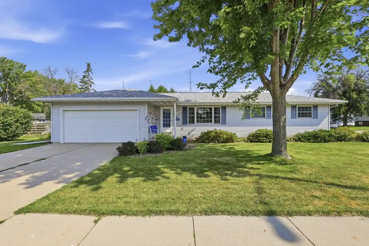1st image of 225 W Bell Street Street, Neenah, WI 54956 | MLS# 50330457