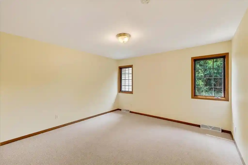 Photo 4 of Single family home for sale at 5009 Sycamore Avenue Avenue, Madison, WI 53704 | MLS# 2029749 | Listing updated on 2026-09-09