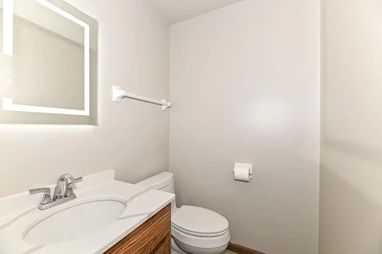 4th image of 6640 Mariner Dr Dr #202, Mount Pleasant, WI 53406 | MLS# 1974860