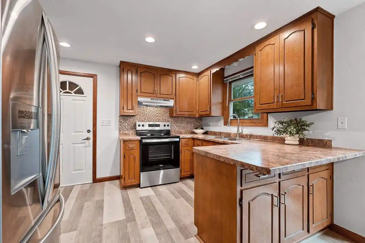 2nd image of 2559 Wildflower, Green Bay, WI 54311 | MLS# 50330459
