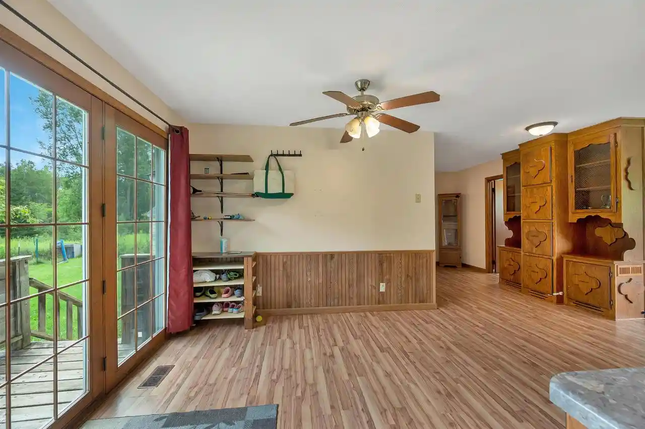 2nd image of 5337 State Hwy 22, Lena, WI 54139 | MLS# 50330442