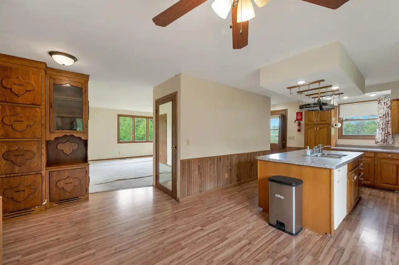 4th image of 5337 State Hwy 22, Lena, WI 54139 | MLS# 50330442