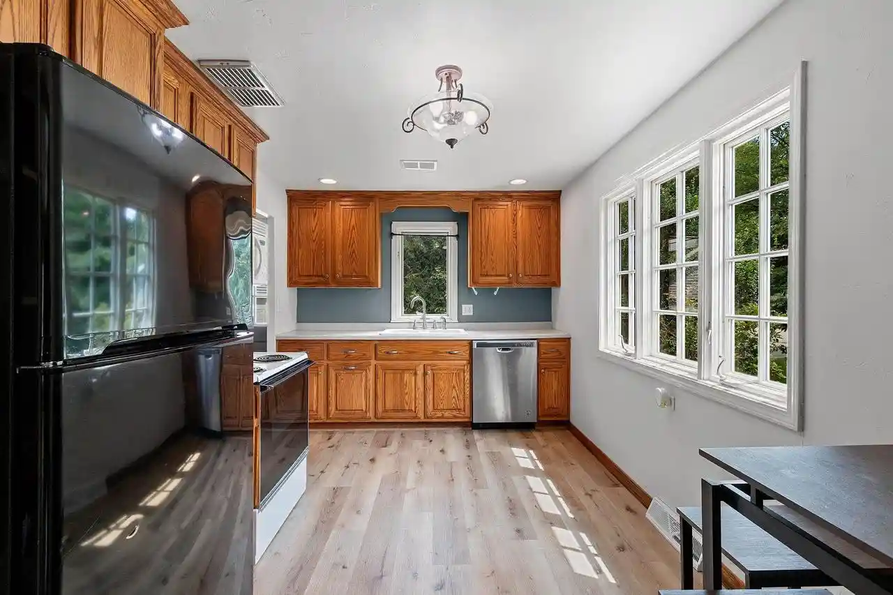 33rd image of 3818 Airport Road Road, Oconto, WI 54153 | MLS# 50330449