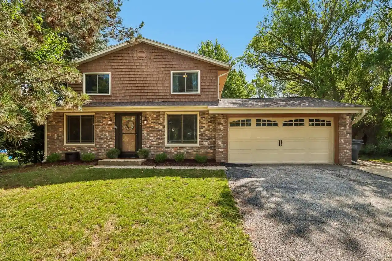 1st image of 114 Gordon Court Court, Mukwonago, WI 53149 | MLS# 1974862