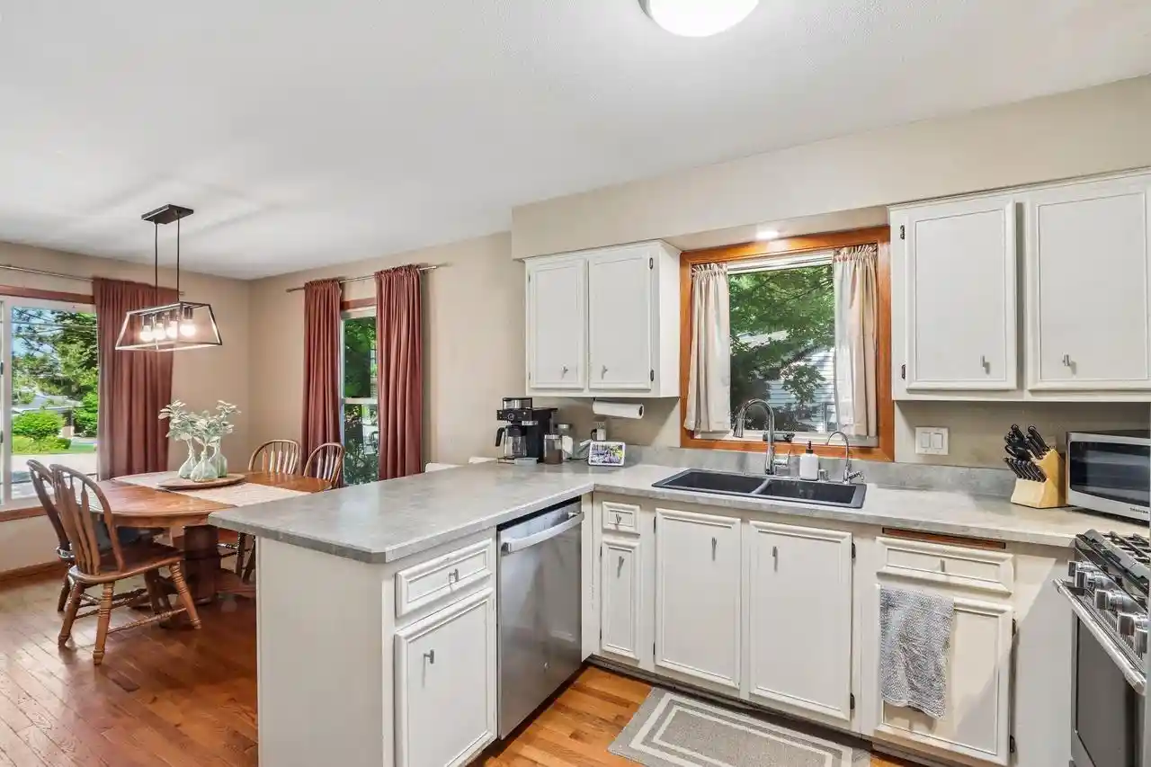 30th image of 114 Gordon Court Court, Mukwonago, WI 53149 | MLS# 1974862