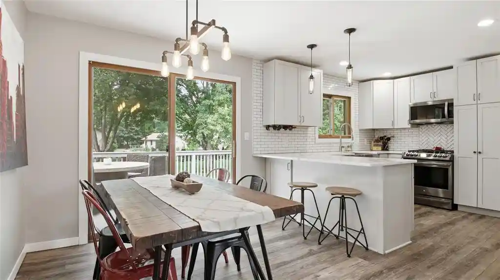 4th image of 1238 Dogwood Dr Dr, Eau Claire, WI 54701 | MLS# 1603583