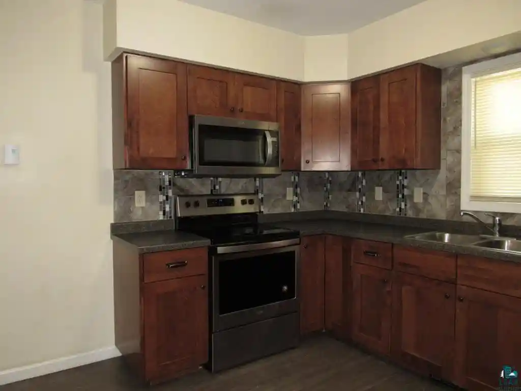 2nd image of 1712 Cumming Ave Ave, Superior, WI 54880 | MLS# 6127172