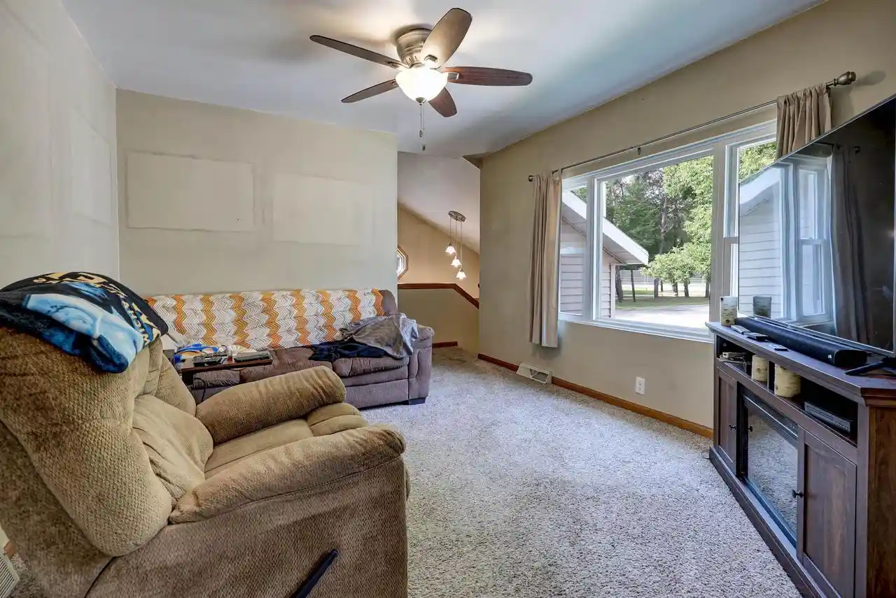 2nd image of 215 7th Street Street, Oconto, WI 54153 | MLS# 50330465