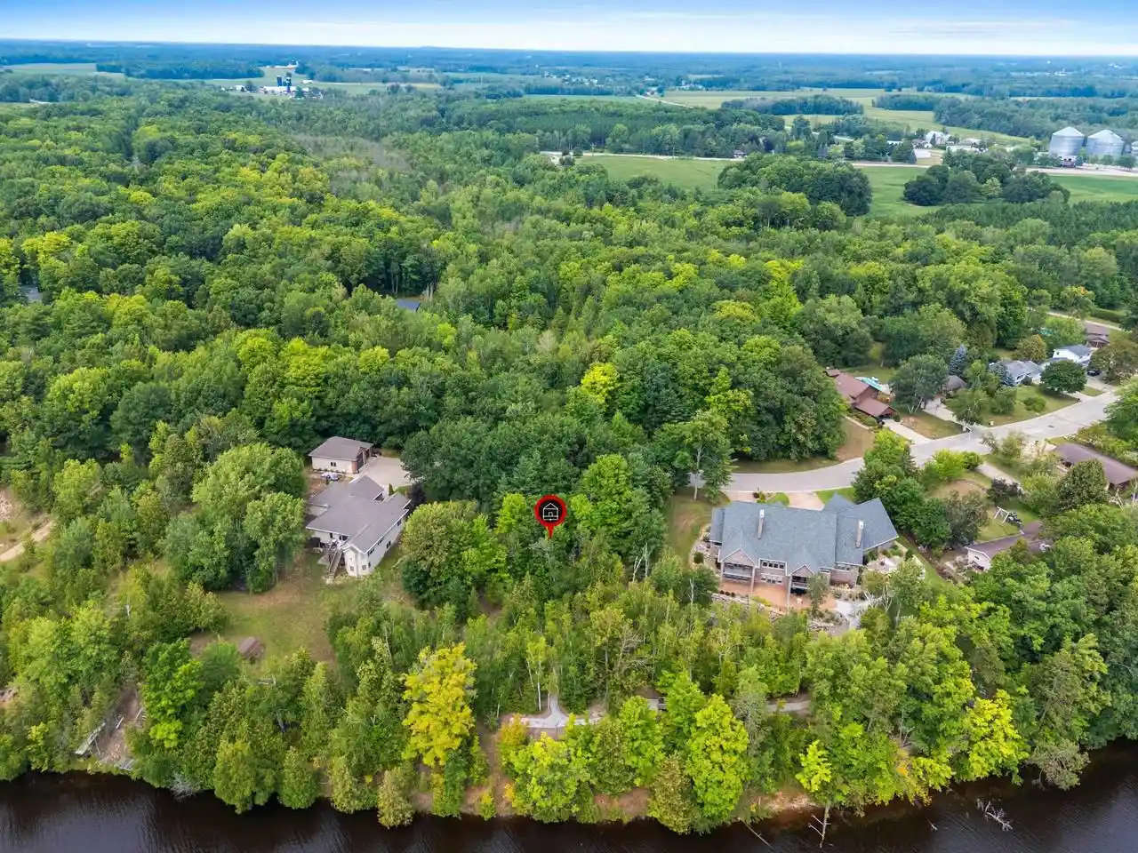 21st image of 317 W Highland Dr Dr, Oconto Falls, WI 54154 | MLS# 50330478