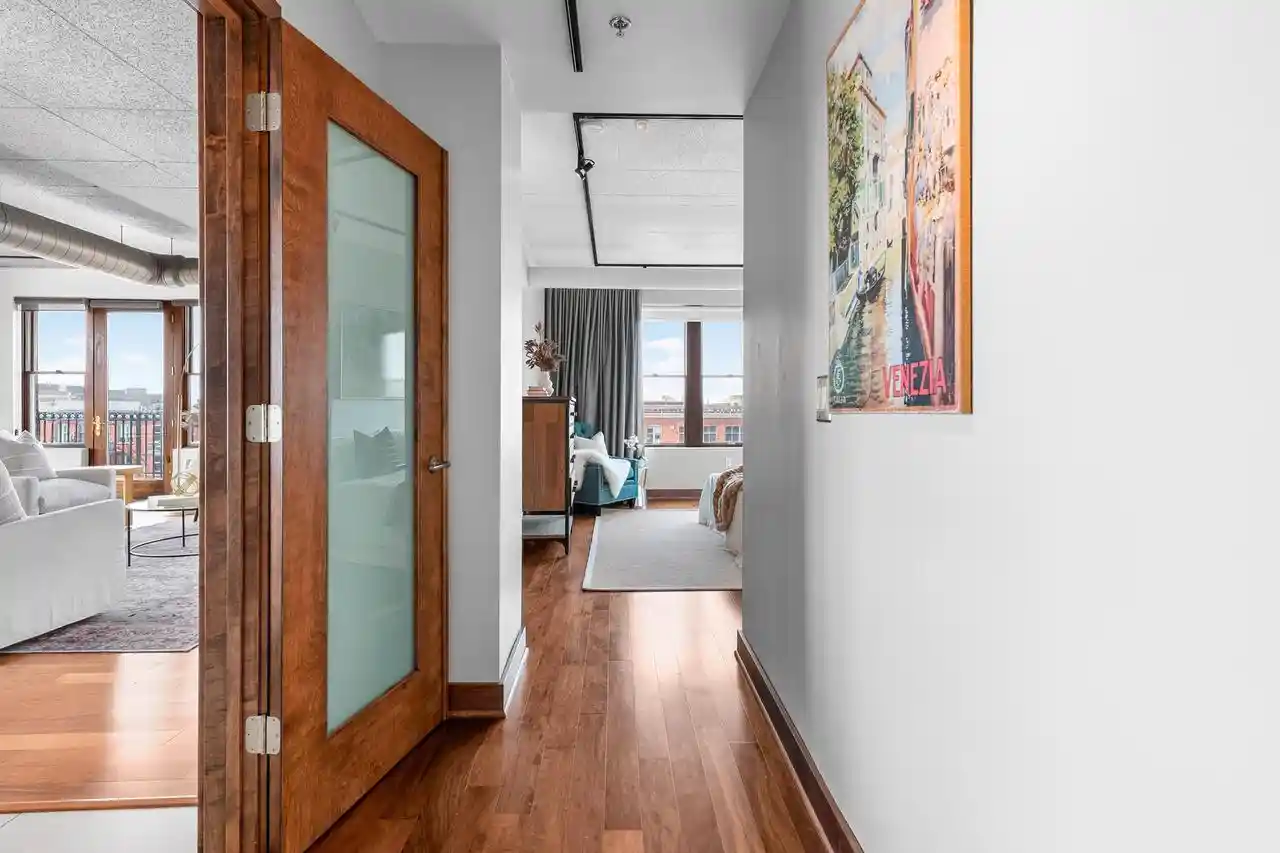 4th image of 102 N Water Street Street #607, Milwaukee, WI 53202 | MLS# 1974884