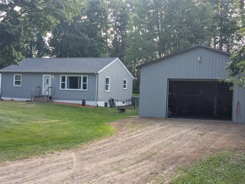 Photo 1 of Single family home for sale at 1706 Peterson Avenue Avenue, Eau Claire, WI 54703 | MLS# 1603939 | Listing updated on 2026-09-21