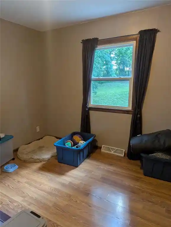 Photo 3 of Single family home for sale at 1706 Peterson Avenue Avenue, Eau Claire, WI 54703 | MLS# 1603939 | Listing updated on 2026-09-21