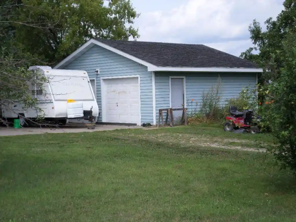 2nd image of 801 N Glendale Avenue Avenue, Tomah, WI 54660 | MLS# 2029773