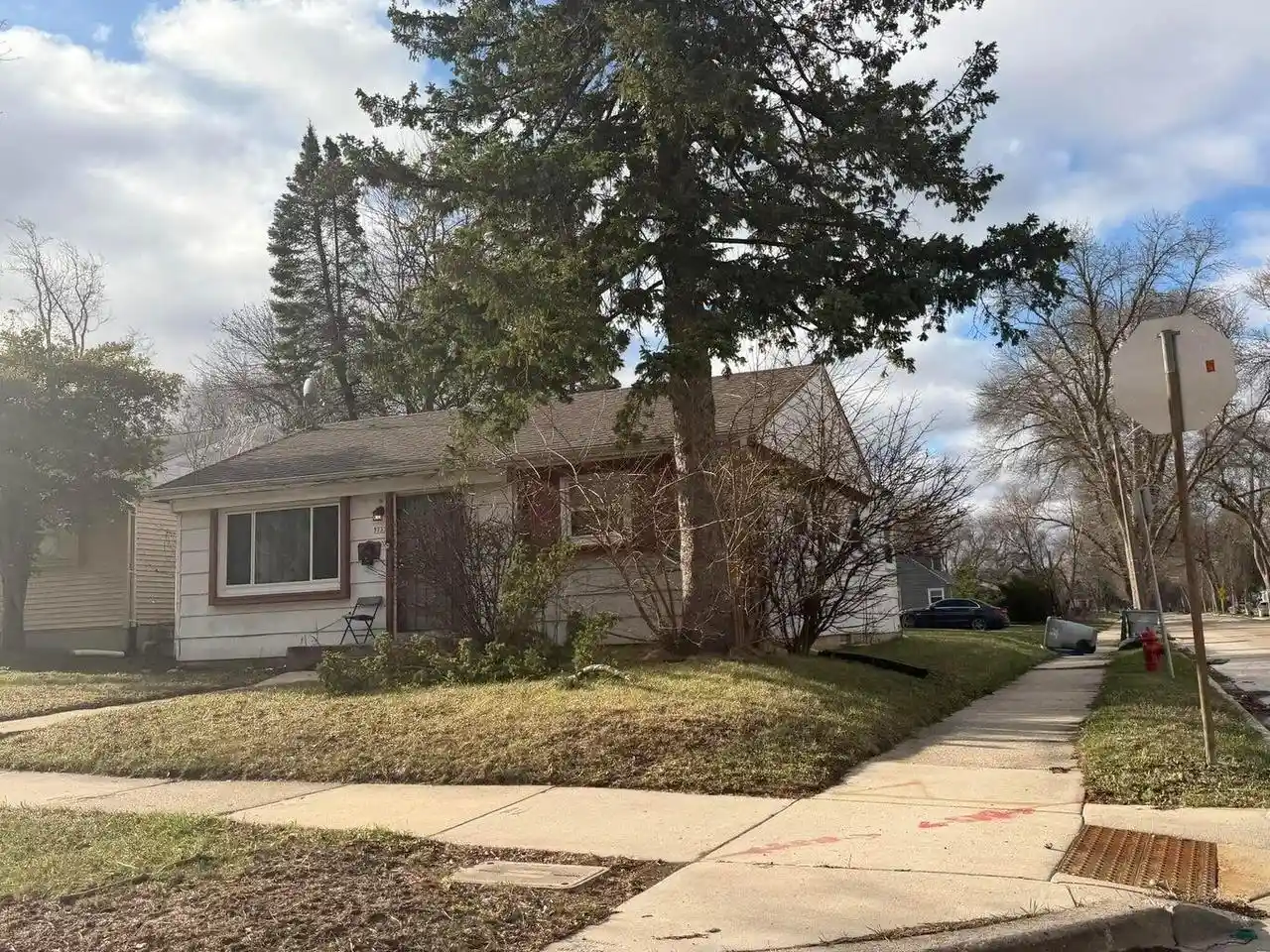 2nd image of 5733 W Custer Avenue Avenue, Milwaukee, WI 53218 | MLS# 1974896