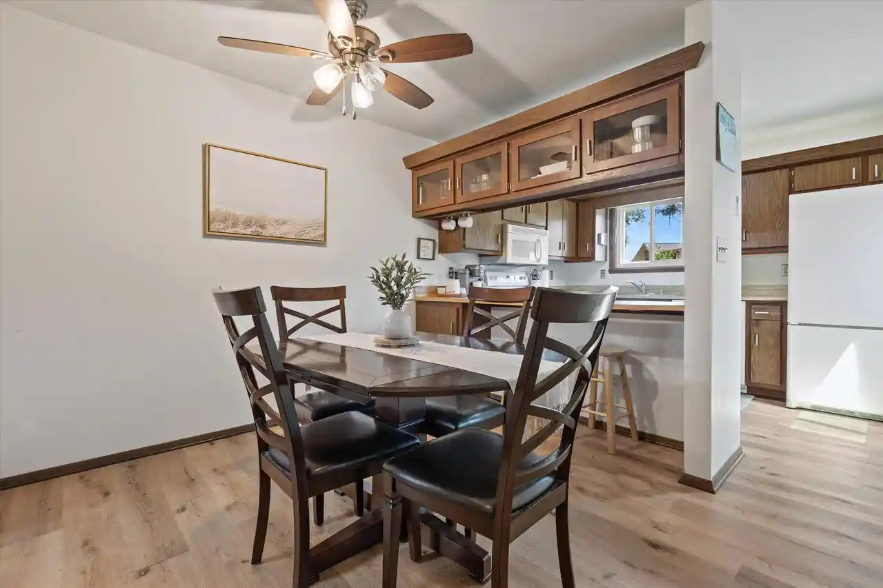 2nd image of 16250 W Coachlight Dr Dr, New Berlin, WI 53151