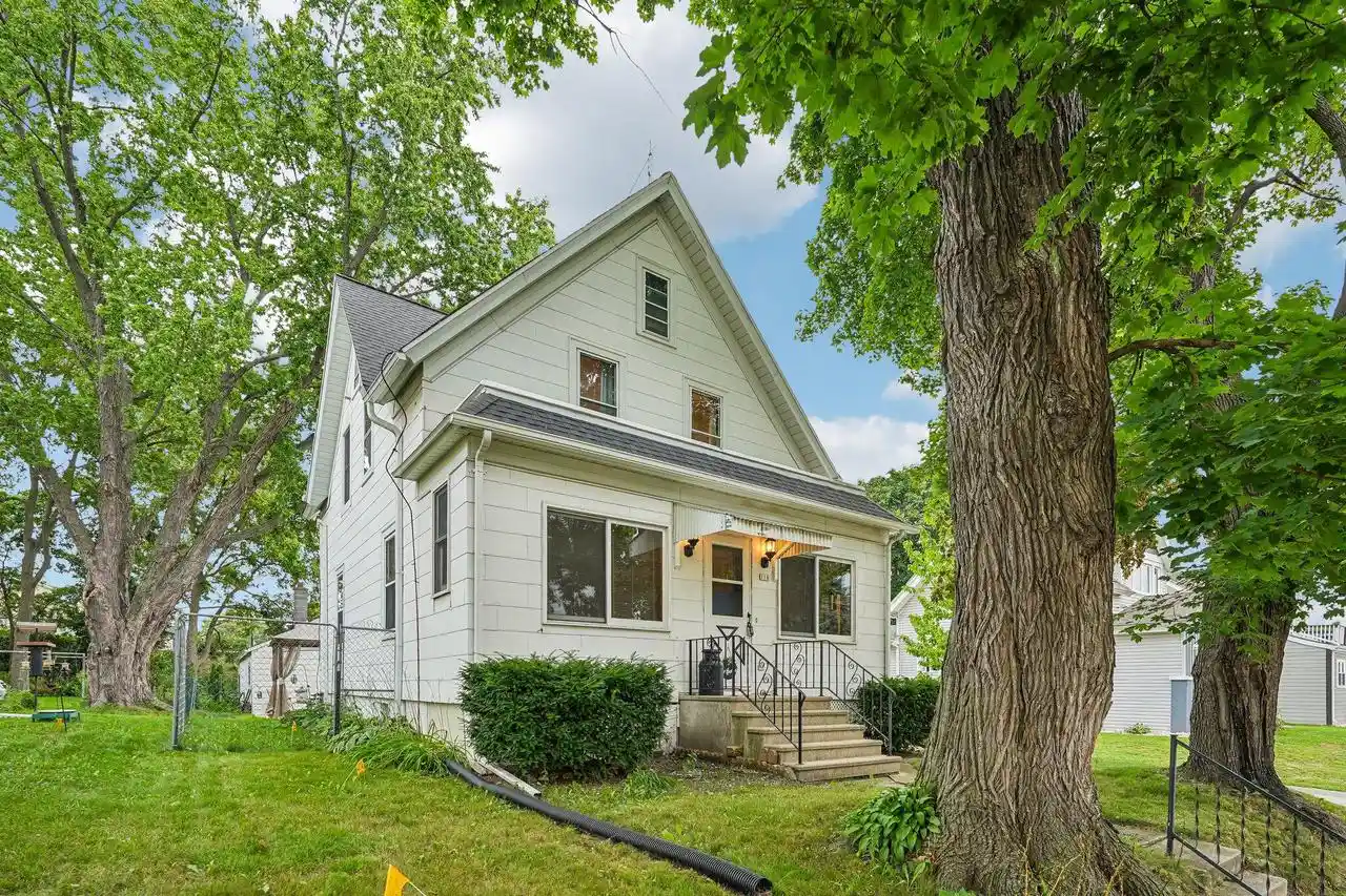 1st image of 118 S Milwaukee Street Street, Fredonia, WI 53021 | MLS# 1974902
