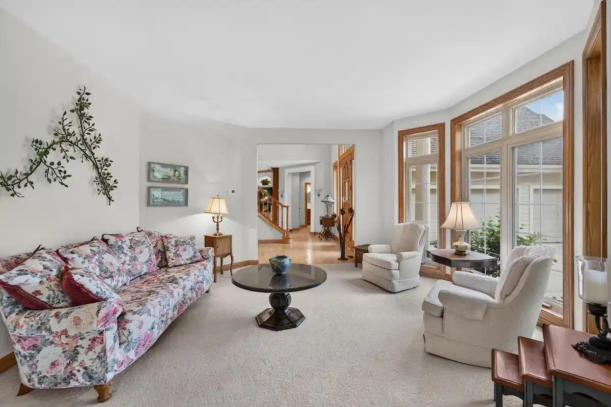 2nd image of W162n7406 Tamarack Trail Trail, Menomonee Falls, WI 53051 | MLS# 1974912
