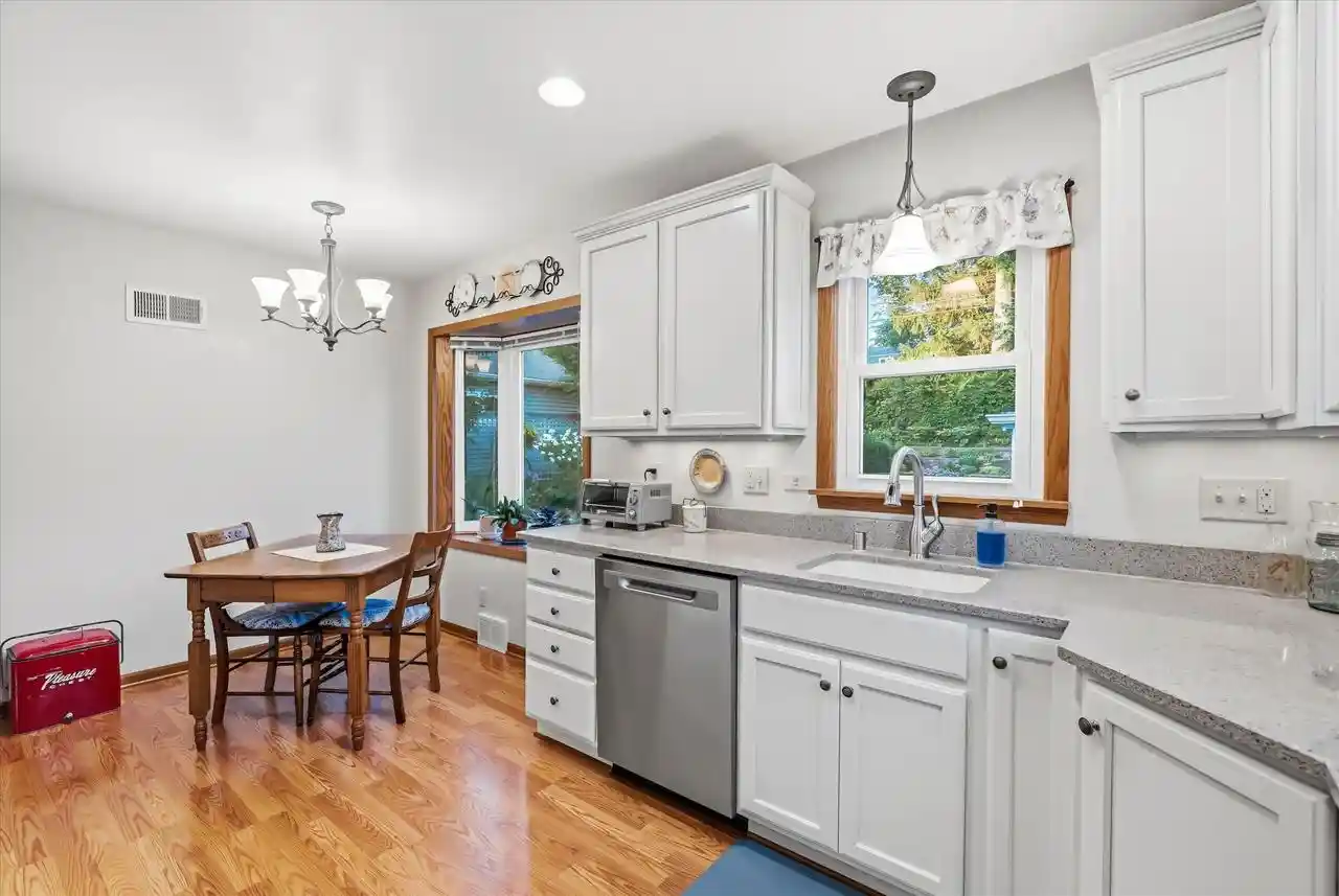 49th image of 148 Tower Dr Dr, Port Washington, WI 53074 | MLS# 1974916