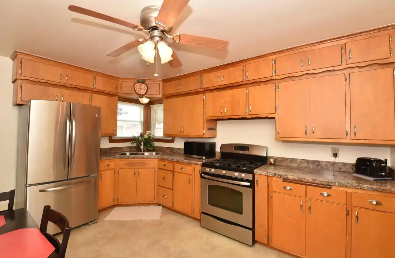 31st image of 1923 Arlington Avenue Avenue, Racine, WI 53403 | MLS# 1974921