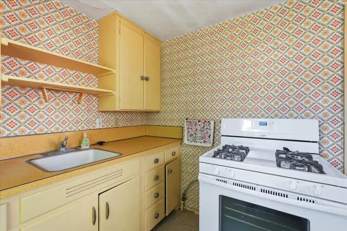 Photo 3 of Sale Pending at 3902 Winnemac Avenue Avenue, Madison, WI 53711 | MLS# 2029790 | Listing updated on 2026-08-13