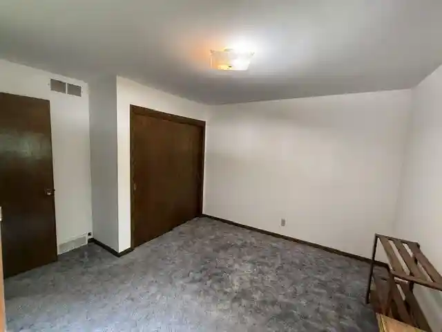 2nd image of 407 Glenview Court Court, Fort Atkinson, WI 53538 | MLS# 1974923