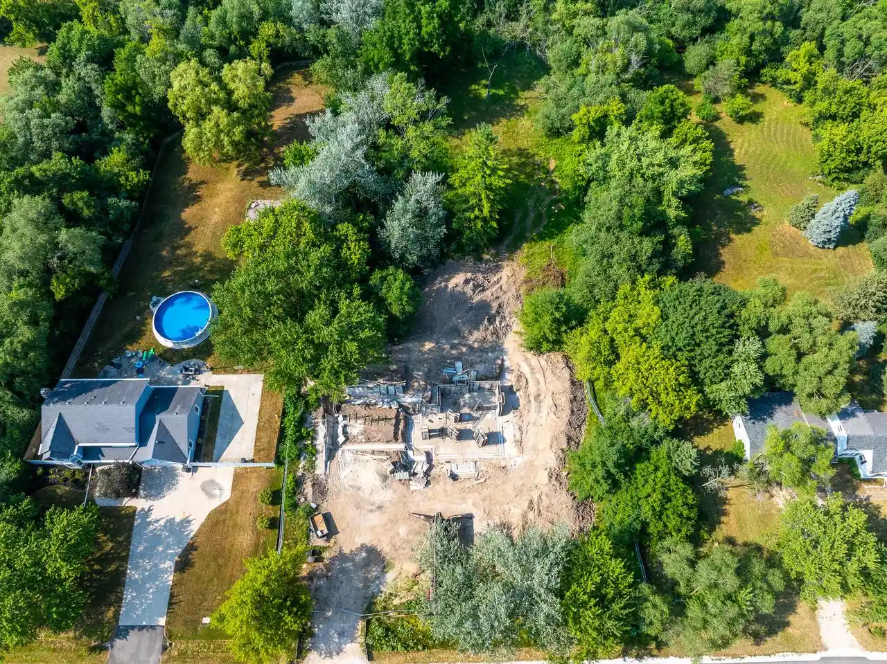 Photo 1 of Single family home for sale at 4714 W Drexel Avenue Avenue, Franklin, WI 53132 | MLS# 1974932 | Listing updated on 2026-09-23
