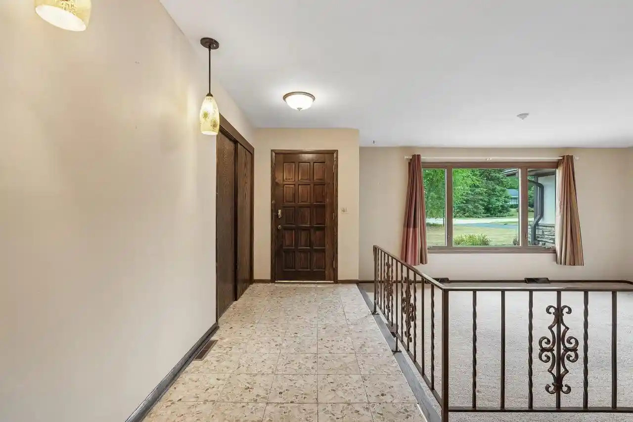2nd image of 3665 Shadybrook Pl Pl, Brookfield, WI 53005 | MLS# 1974931