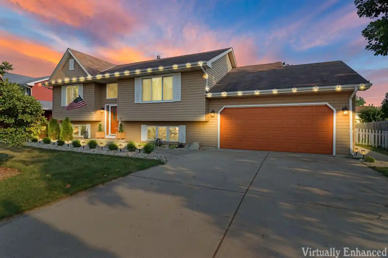 1st image of 2117 Newberry Lane Lane, Caledonia, WI 53402 | MLS# 1974936
